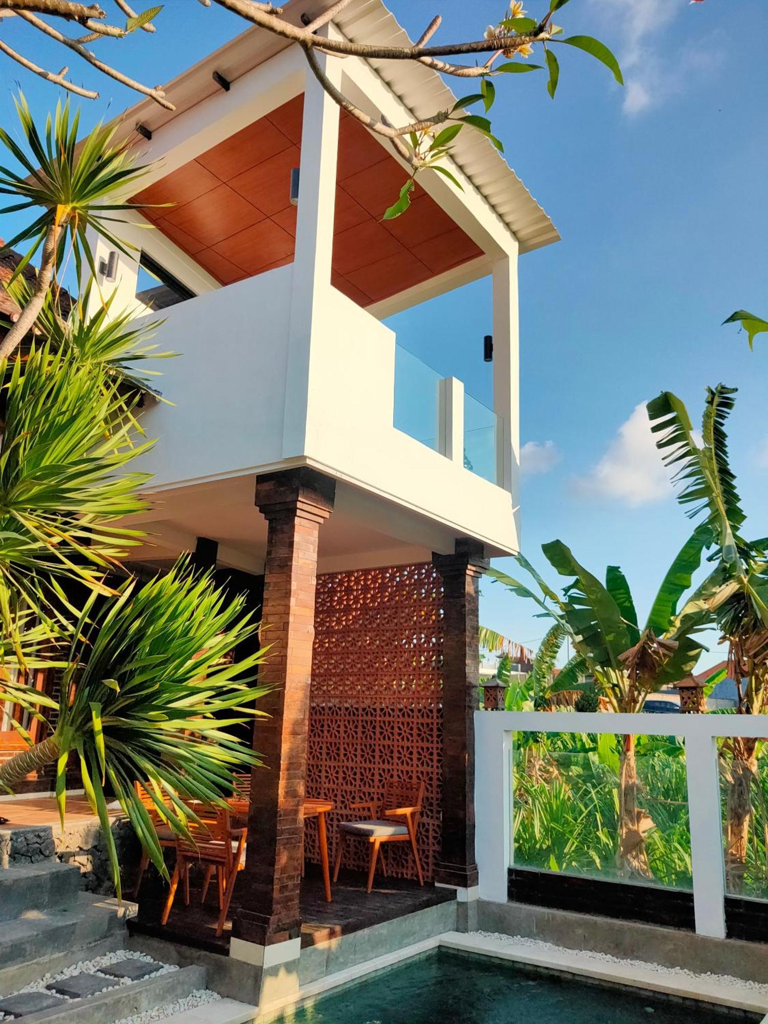Alunan Villa - Canggu Exterior photo