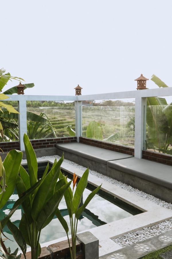 Alunan Villa - Canggu Exterior photo