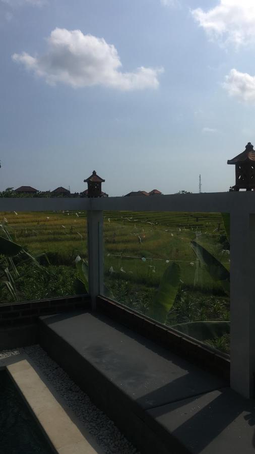 Alunan Villa - Canggu Exterior photo